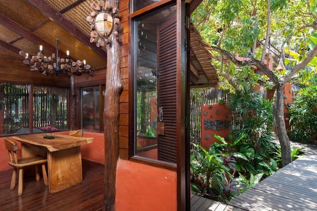 260 Degree Cottage Villa