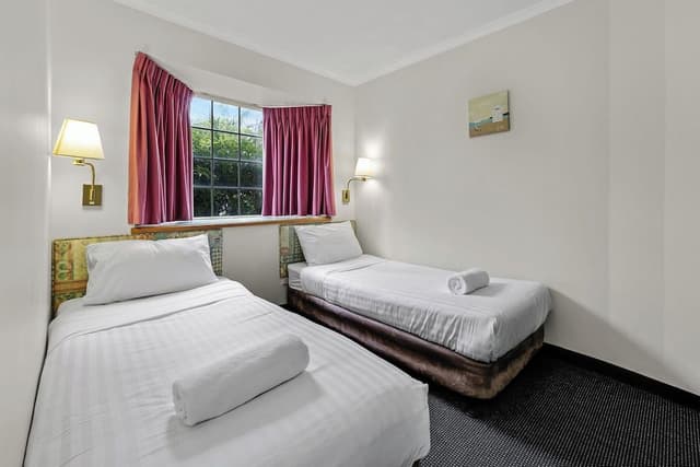 Deluxe Family Suite
