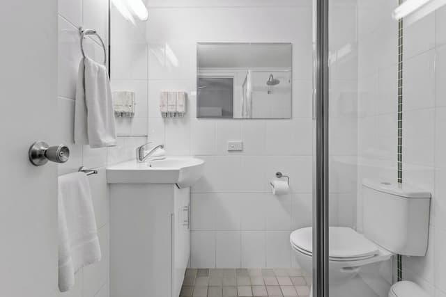 Poolside Family Suite