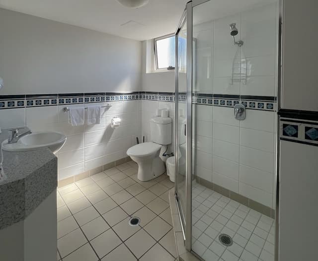Two Bedroom Ocean View Apartment