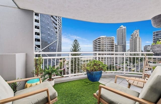 Two Bedroom Penthouse with Ocean View