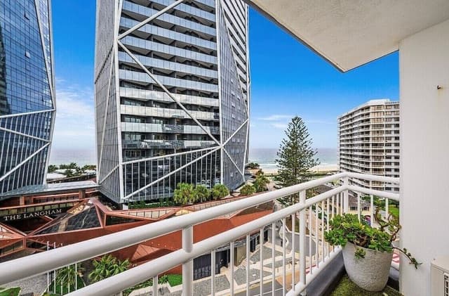 Two Bedroom Penthouse with Ocean View