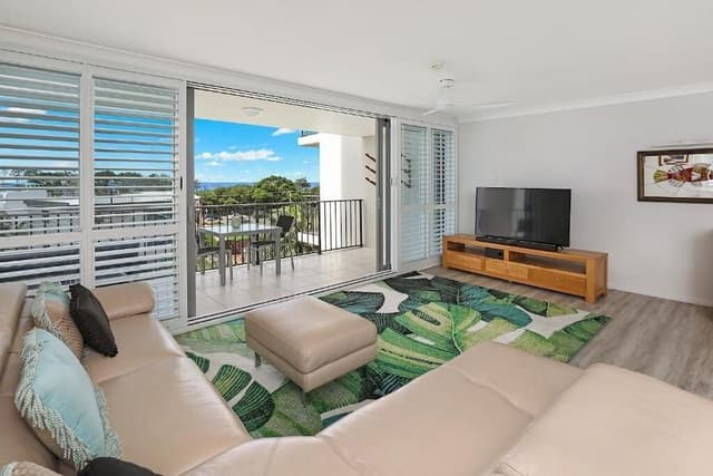 1 Bedroom Garden Apartment