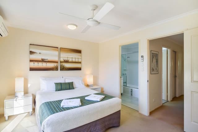 2 Bedrooms