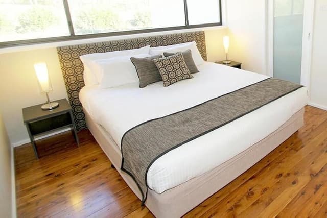 Deluxe Villa, 1 King Bed, Valley View