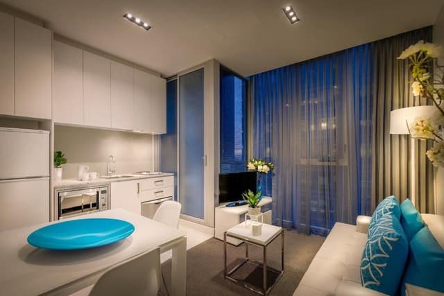 Deluxe One Bedroom Apartment