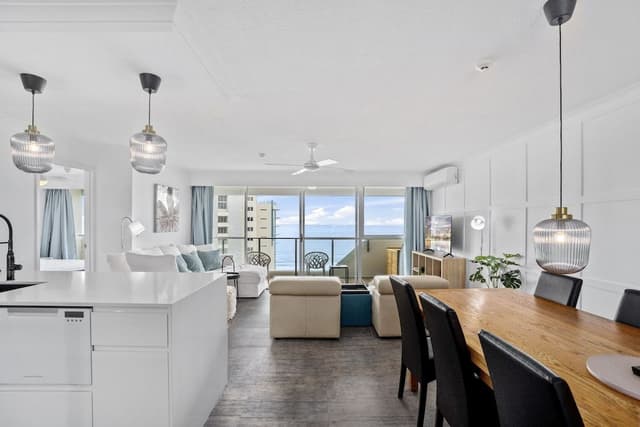 Superior One Bedroom High Ocean View