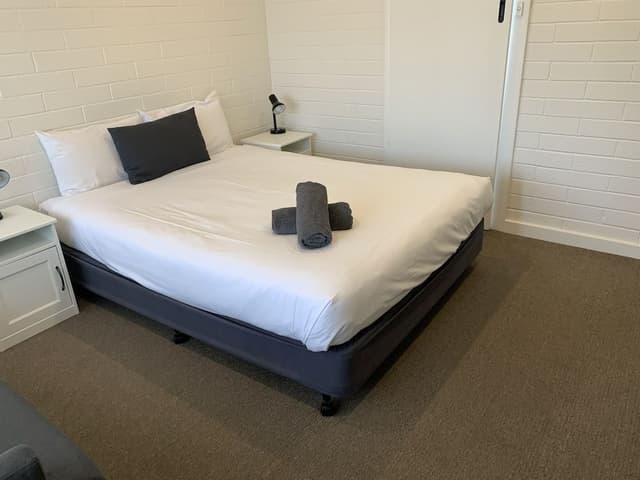 Budget Queen Room