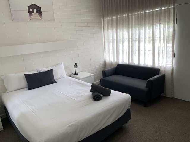Budget Queen Room