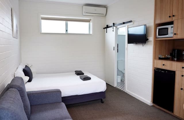 Queen Room