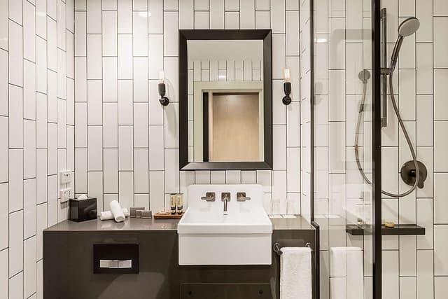 TWIN GUEST ROOM