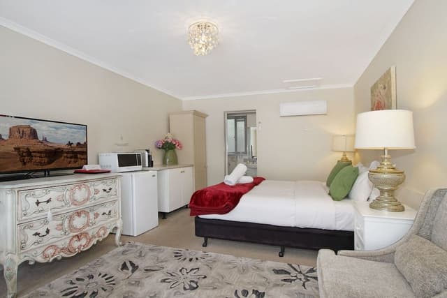King Room with Breakfast