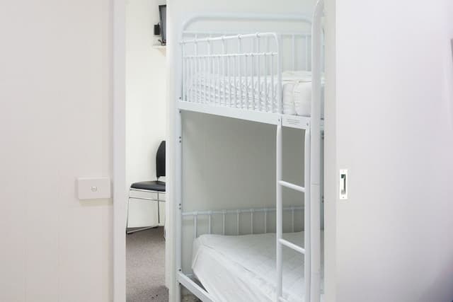 One Bedroom Cedar Cottage