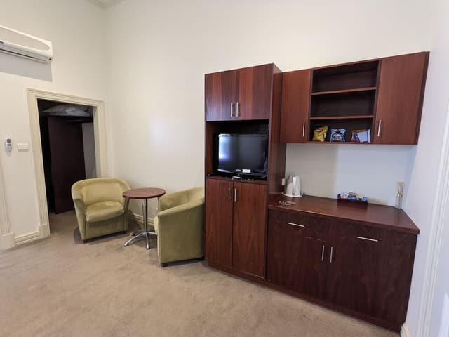 Executive Suite