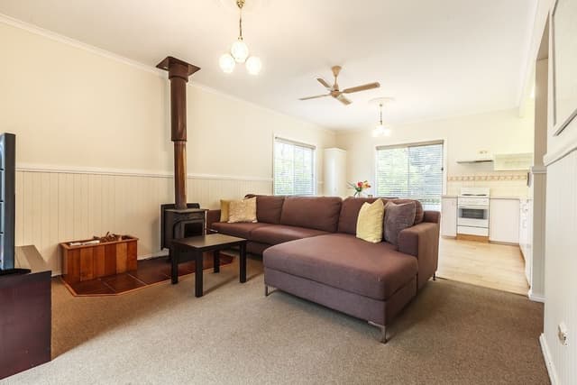Elite Cottage, 2 Bedrooms, Fireplace, Garden View