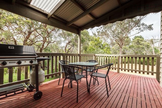 Elite Cottage, 2 Bedrooms, Fireplace, Garden View