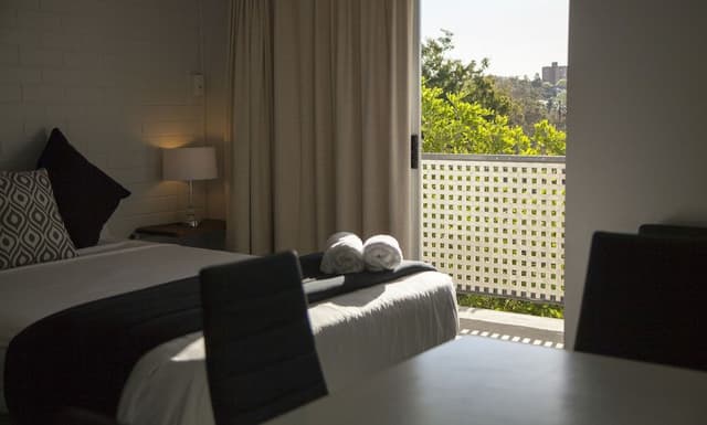 Deluxe Room, 1 Queen Bed