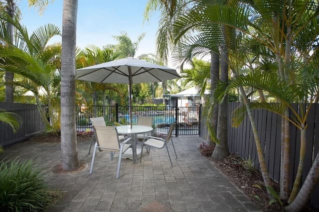 2 Bedroom Standard Poolside Apartment