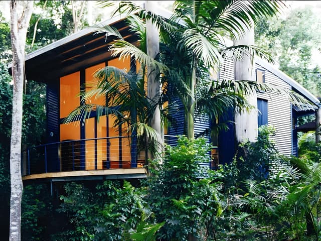 Luxury Tree House with King size bed