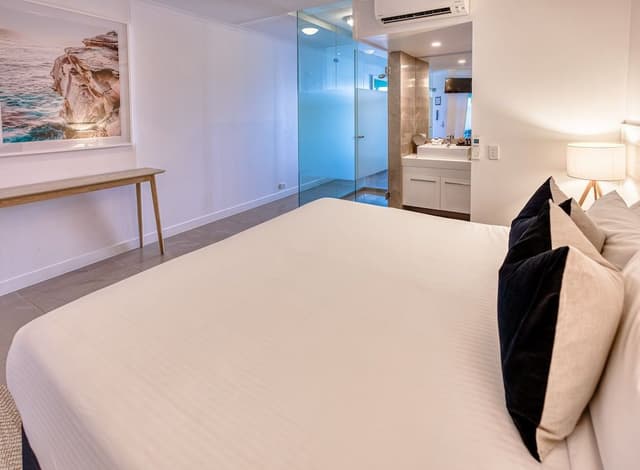 Beachfront Spa Studio Penthouse