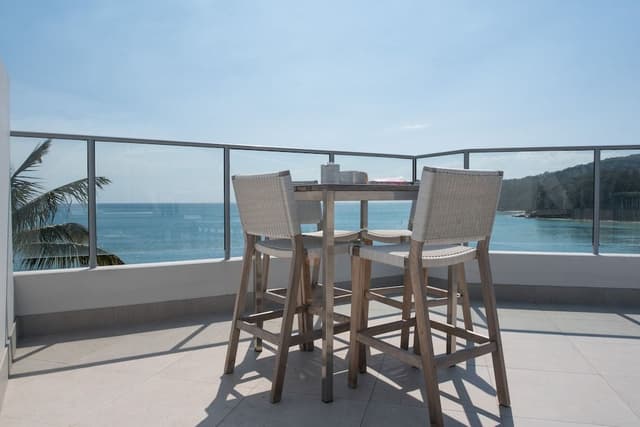 One Bedroom Beachfront Spa Penthouse