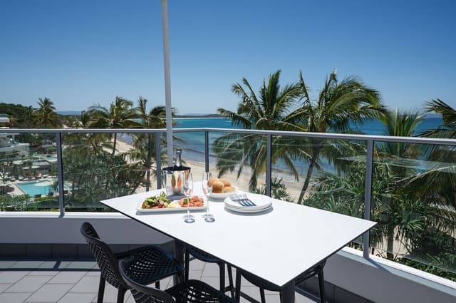 One Bedroom Beachfront Spa Penthouse