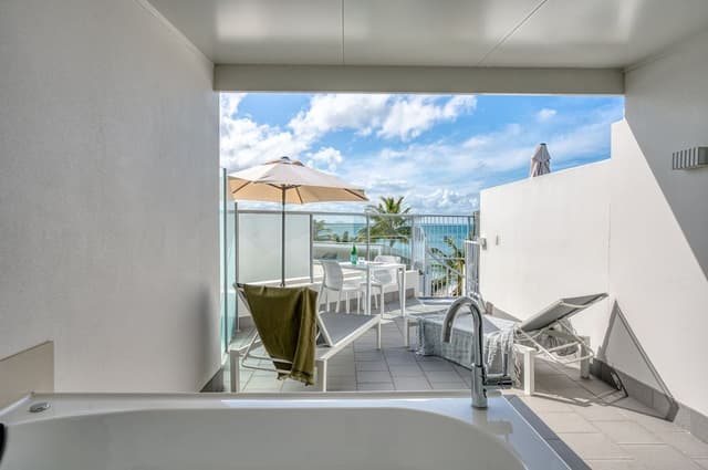 One Bedroom Partial Beach View Spa Penthouse