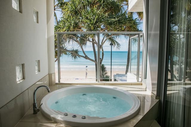 One Bedroom Beachfront Spa