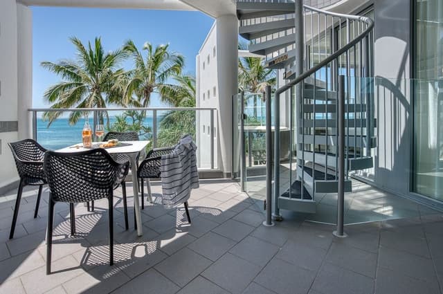 One Bedroom Beachfront Spa Penthouse