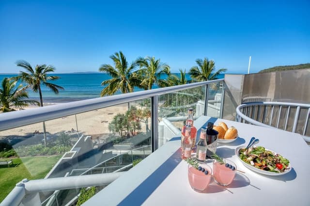 Beachfront Spa Studio Penthouse