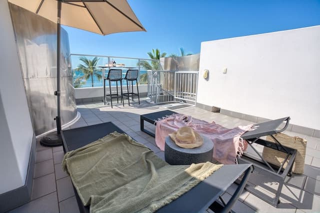 Beachfront Spa Studio Penthouse