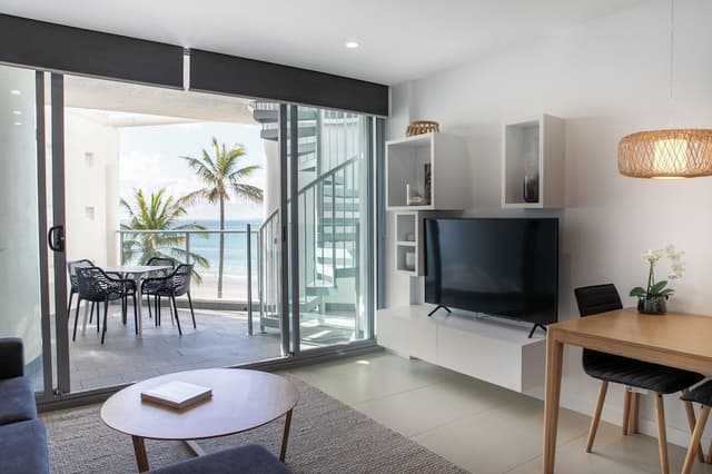Beachfront Spa Studio Penthouse