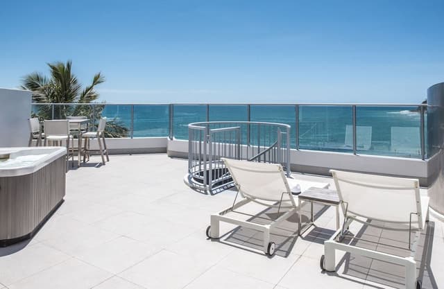 One Bedroom Beachfront Spa Penthouse