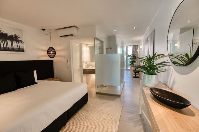 Beachfront Spa Studio Penthouse