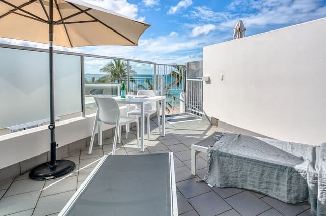 One Bedroom Partial Beach View Spa Penthouse
