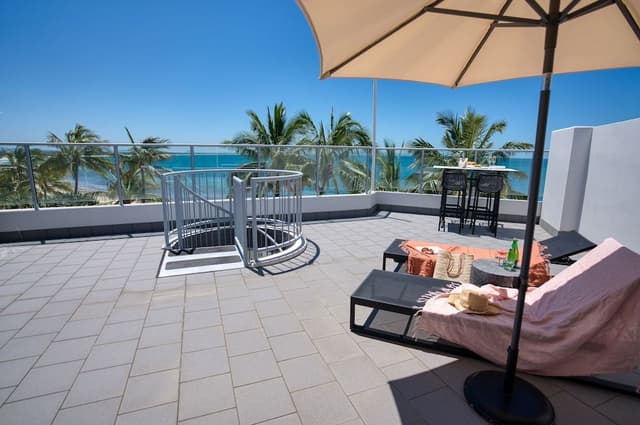 One Bedroom Beachfront Spa Penthouse