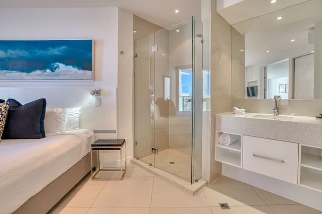 One Bedroom Partial Beach View Spa Penthouse
