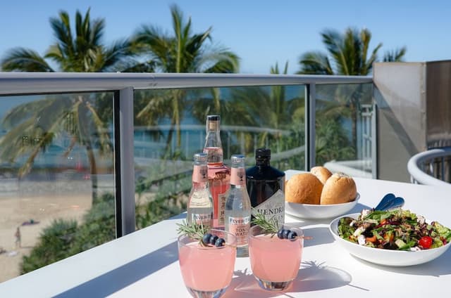 Beachfront Spa Studio Penthouse