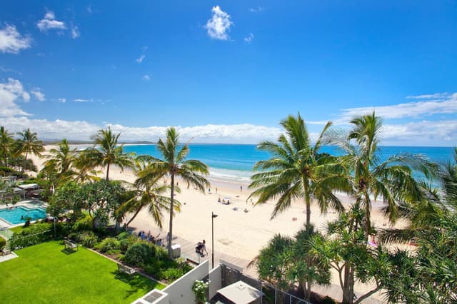 Beachfront Spa Studio Penthouse