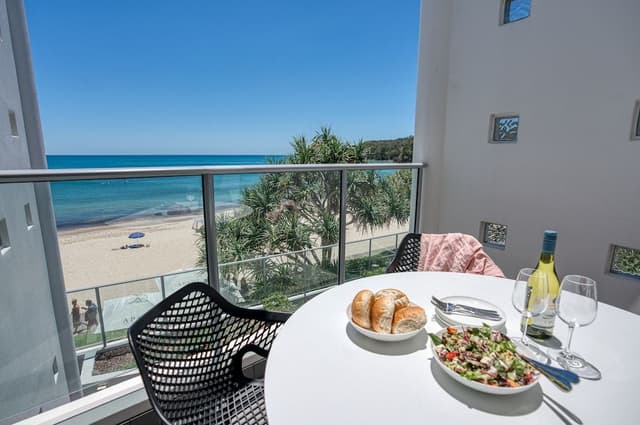 Beachfront Spa Studio Penthouse