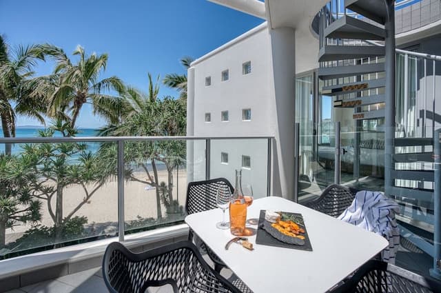 One Bedroom Beachfront Spa Penthouse