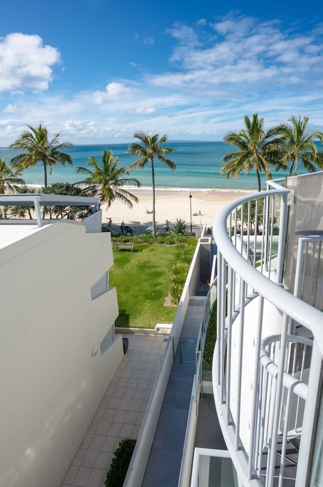 One Bedroom Partial Beach View Spa Penthouse