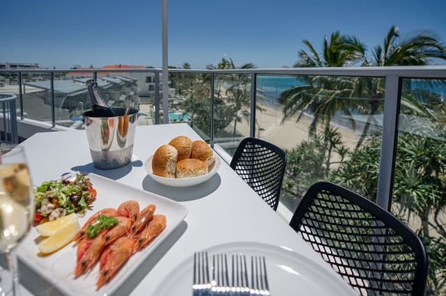 One Bedroom Beachfront Spa Penthouse