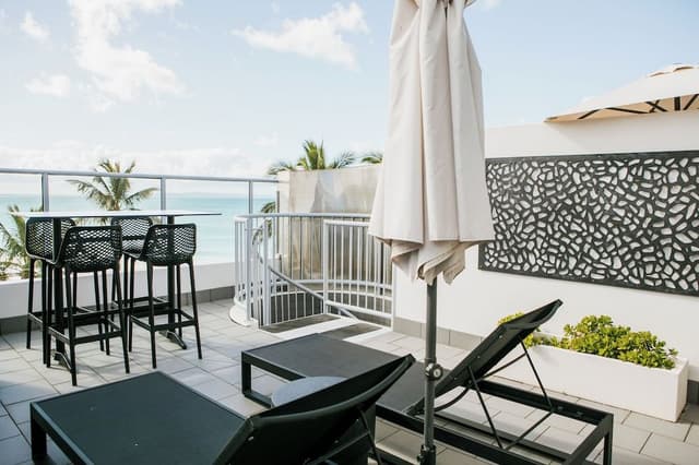 Beachfront Spa Studio Penthouse