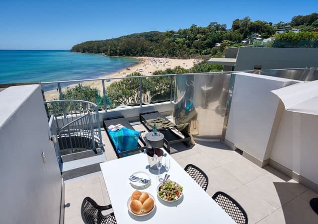 Beachfront Spa Studio Penthouse