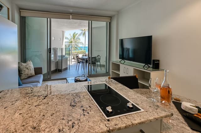 Studio, Beachfront