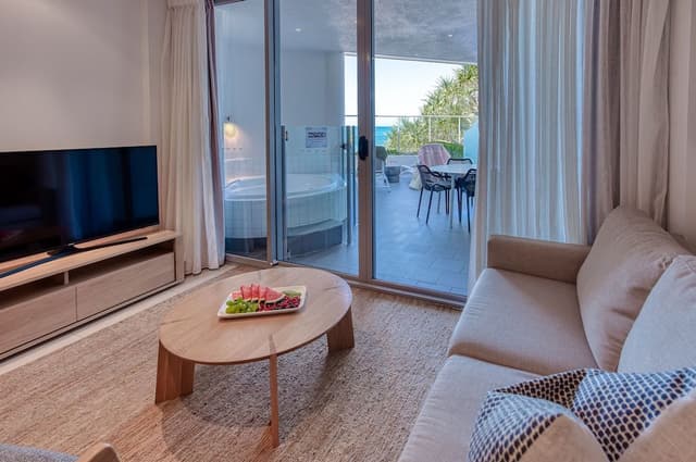 Studio, Beachfront