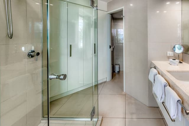 One Bedroom Beachfront Spa