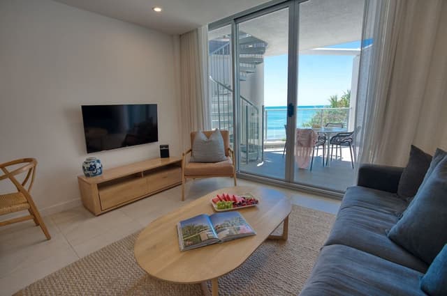 Beachfront Spa Studio Penthouse
