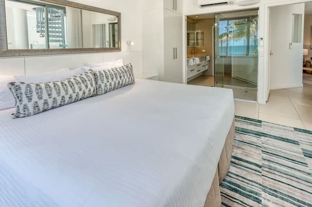 One Bedroom Beachfront Spa Penthouse